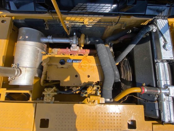 2023 Caterpillar 320D