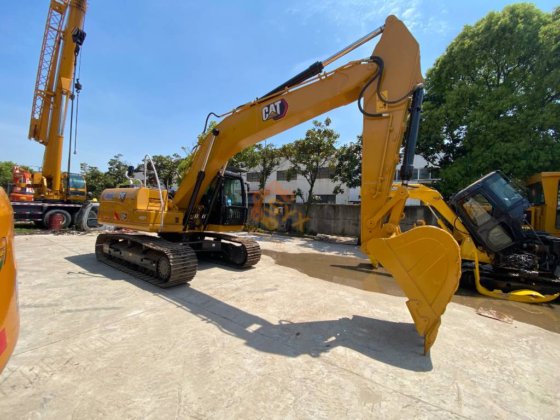 2023 Caterpillar 320D