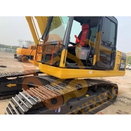 2021 Komatsu PC200-8N1