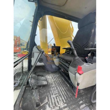 2022 コマツ PC400-8