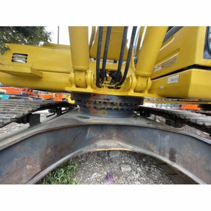 2022 Komatsu PC400-8R