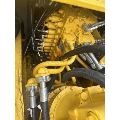 2021年小松 PC400-8R