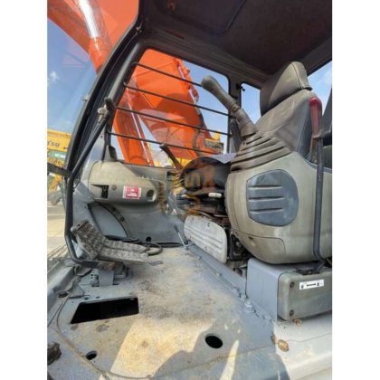 2021 Hitachi EX200