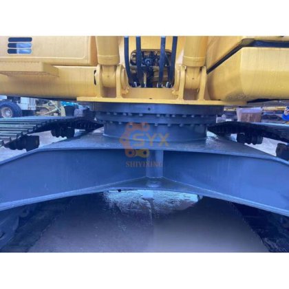 2023年 コマツ PC220