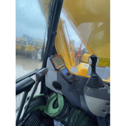 2023年 コマツ PC220