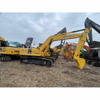 2022 Komatsu PC220-8N1