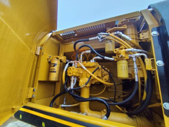 2021 Caterpillar 325C
