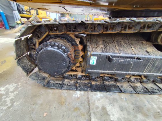 2021 Caterpillar 325C