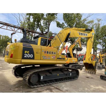 2023 Komatsu PC200