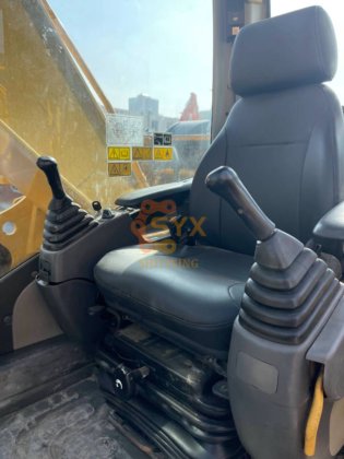 2021 卡特彼勒 326D2