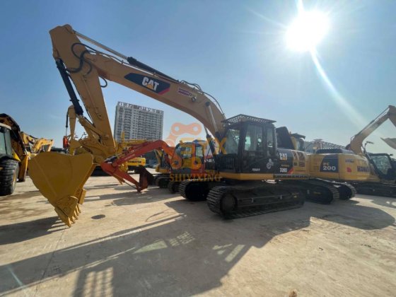 2021 卡特彼勒 326D2