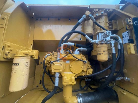 2021 Caterpillar 320D