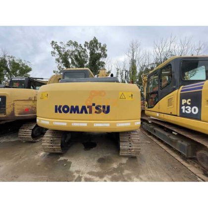 2021年小松 PC110