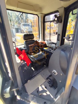 2022年式 Shantui SD16