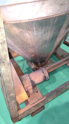 2010 撹拌機付き移動タンク