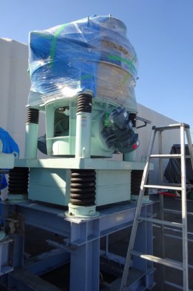 2011 中央化工機 VU-135