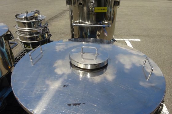 2011 粉体ホッパー