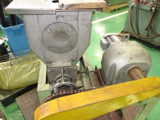 スクリューフィーダー