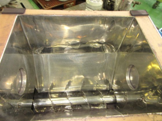 スクリューフィーダー