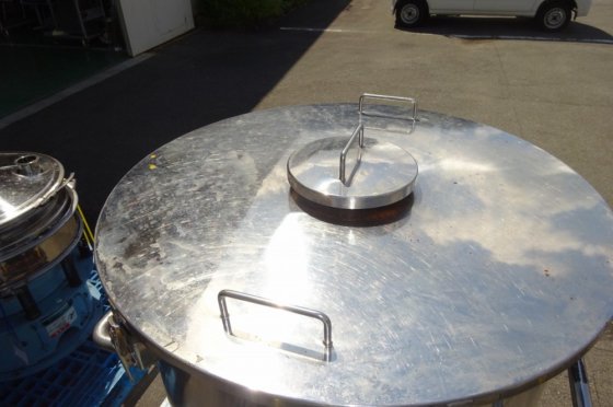 2011 粉体ホッパー