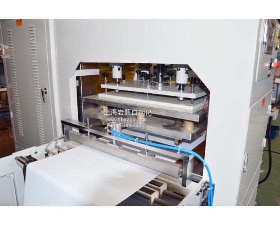 全自动拉料焊切一体式封装电热膜地暖机