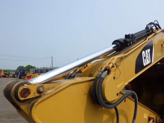 キャタピラー320D-E CATERPILLAR 320D-E｜2009