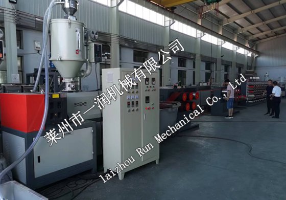 Yirun 脚垫丝拉丝机