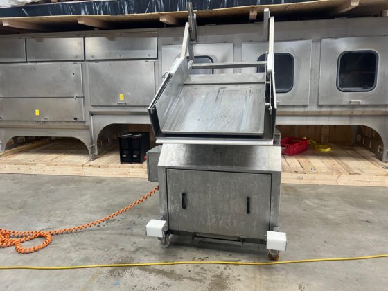 移动式欧宾手推车翻斗车