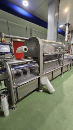 ひき肉製造ライン ベマグ／イシダ