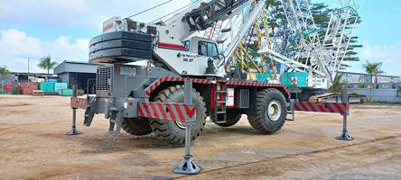 2010 LINK-BELT RTC8090-2