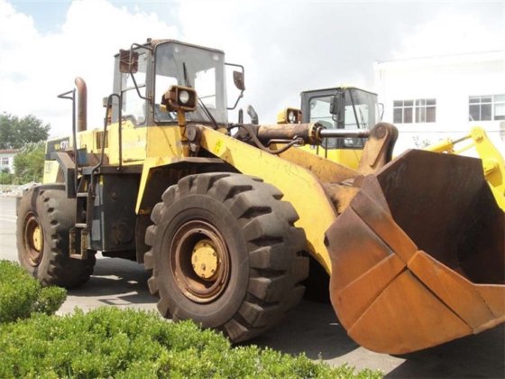 小松WA470-3轮式装载机