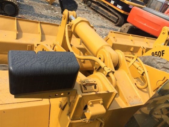 CAT 936F 轮式装载机