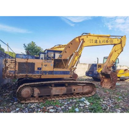 Cat E70b 油圧ショベル