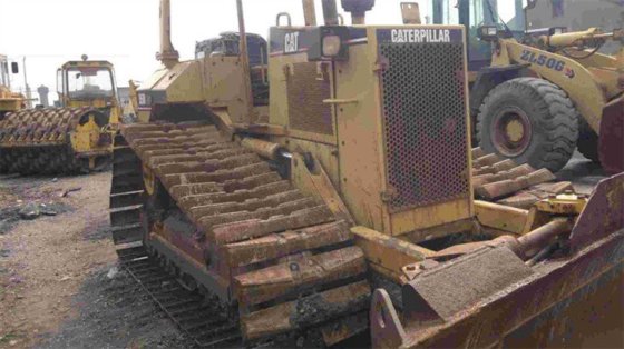 CAT D5M推土机