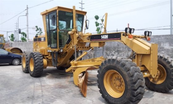 CAT 140H グレーダー