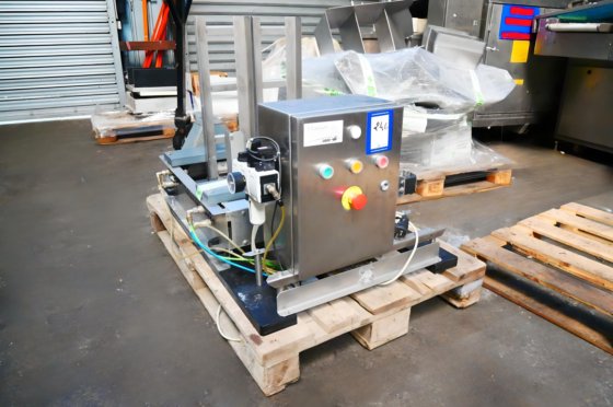 テクノバックシーラー ATHENAZ