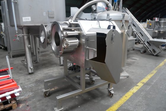 1999 FAM Flexifam スライサー