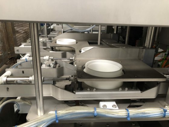 充填包装機 DOS700