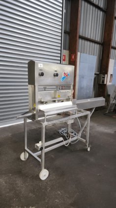 TSIエンボッサー