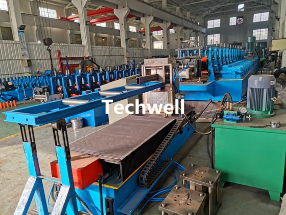 新型箱梁滚压成型机