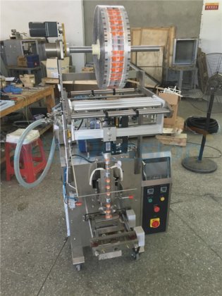 Dession 50 毫升和 100 毫升食用油包装机制造商，带