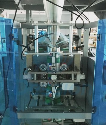 Dession 全自动膨化薯片零食包装机