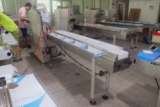 Dession 250X香水カード水平包装機用品