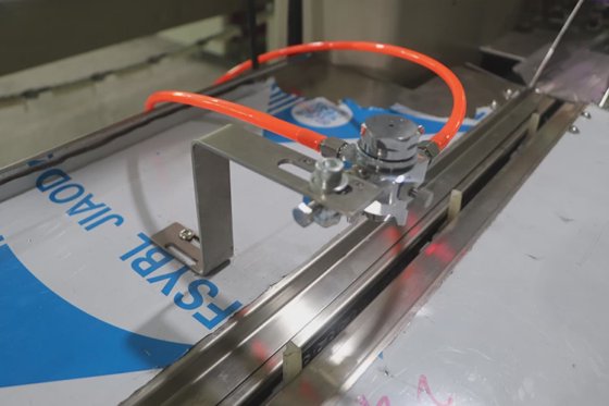 Dession 250X香水カード水平包装機用品