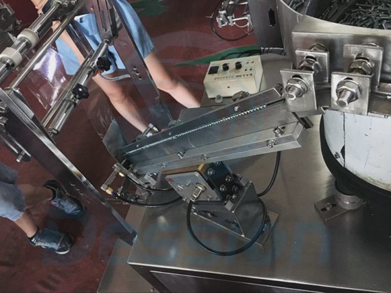 Dession 回形针自动计量包装机