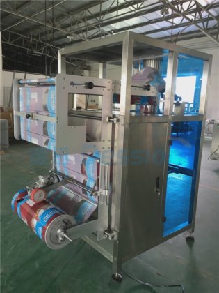 经 CE 认证的 Dession 低成本水袋包装机价格