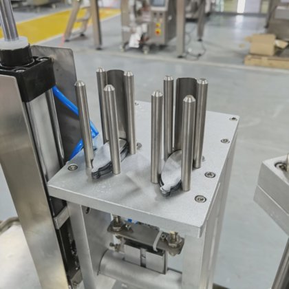 Dession Dession 自动活塞式灌装机 活塞式蜂蜜灌装机 蜂蜜勺包装杯灌装封口机