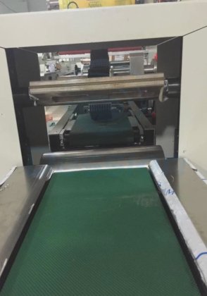 Dession Rapida 披萨和大面包覆膜自动流理台