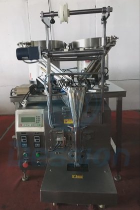 带计数系统的 Dession 螺母螺栓螺钉钉子计数包装机