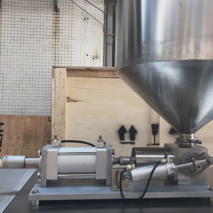 Dession Doypack 灌装封口包装机